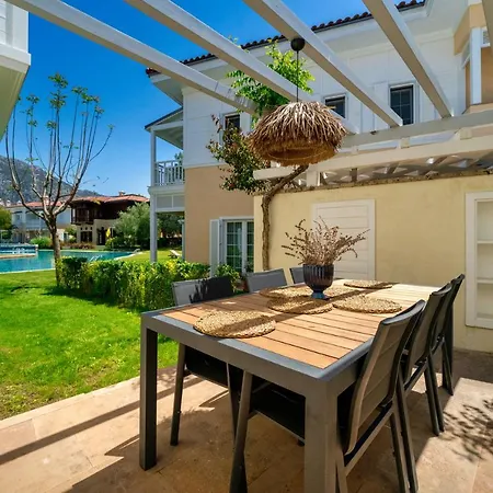 Portville 16 - 3br Villa *