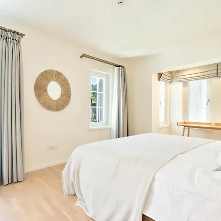Portville 16 - 3br * 페티예
